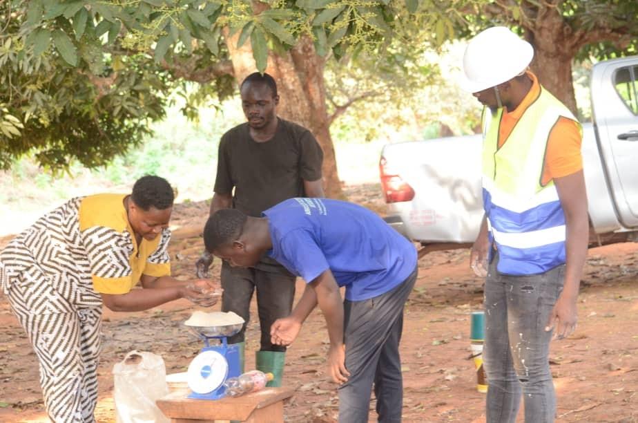 La séance de pesée des ingrédients