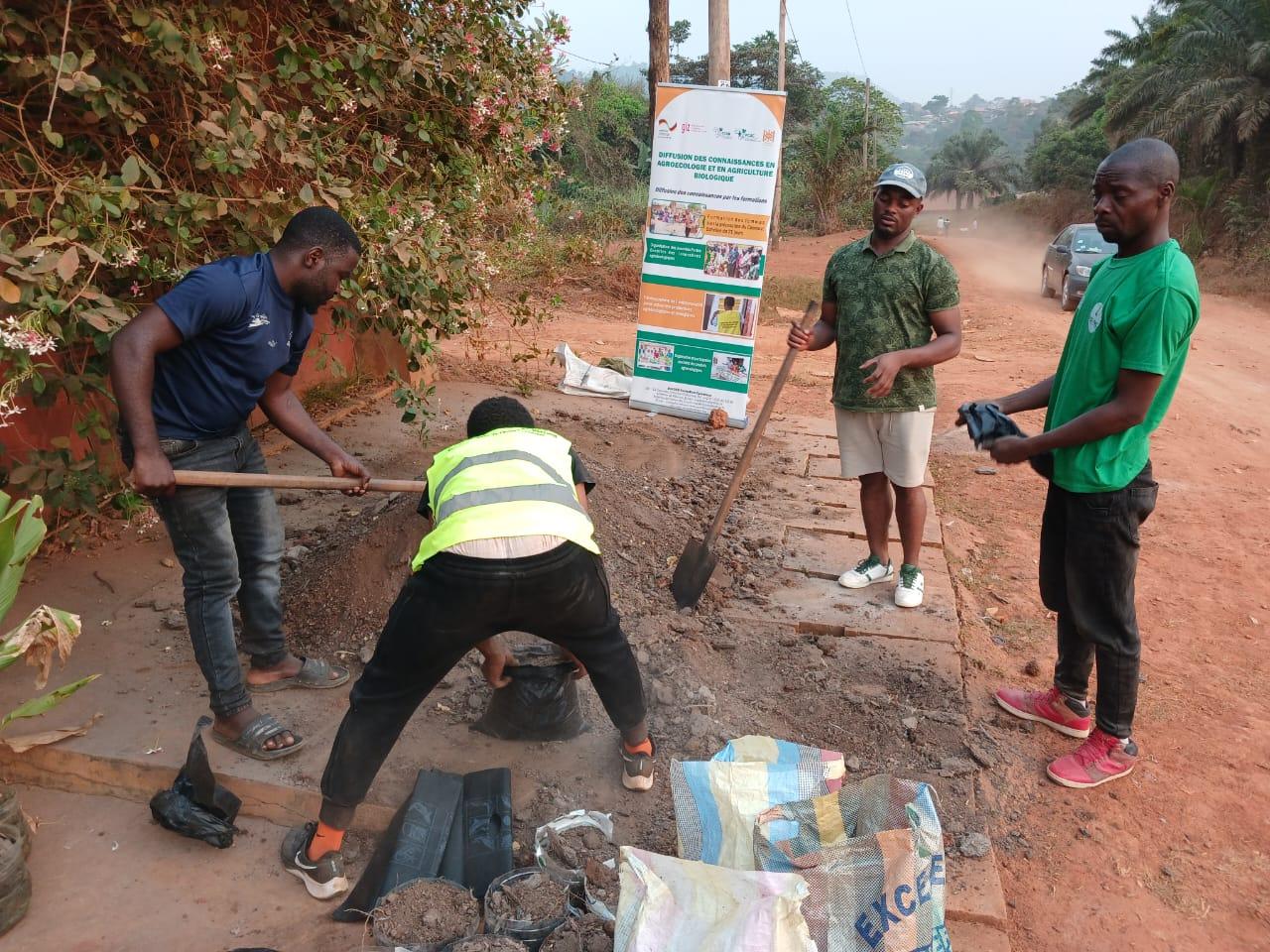 Préparation et mise en sachet/bac du terreau