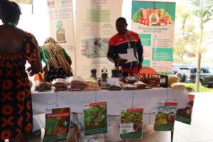 Exposition des produits certifiés bio par les SPG